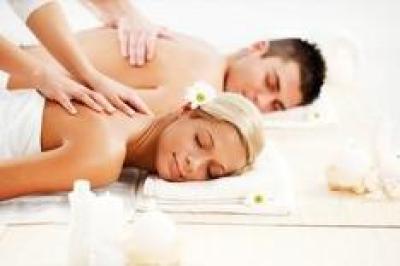 Classic Full Body Couple-Massage